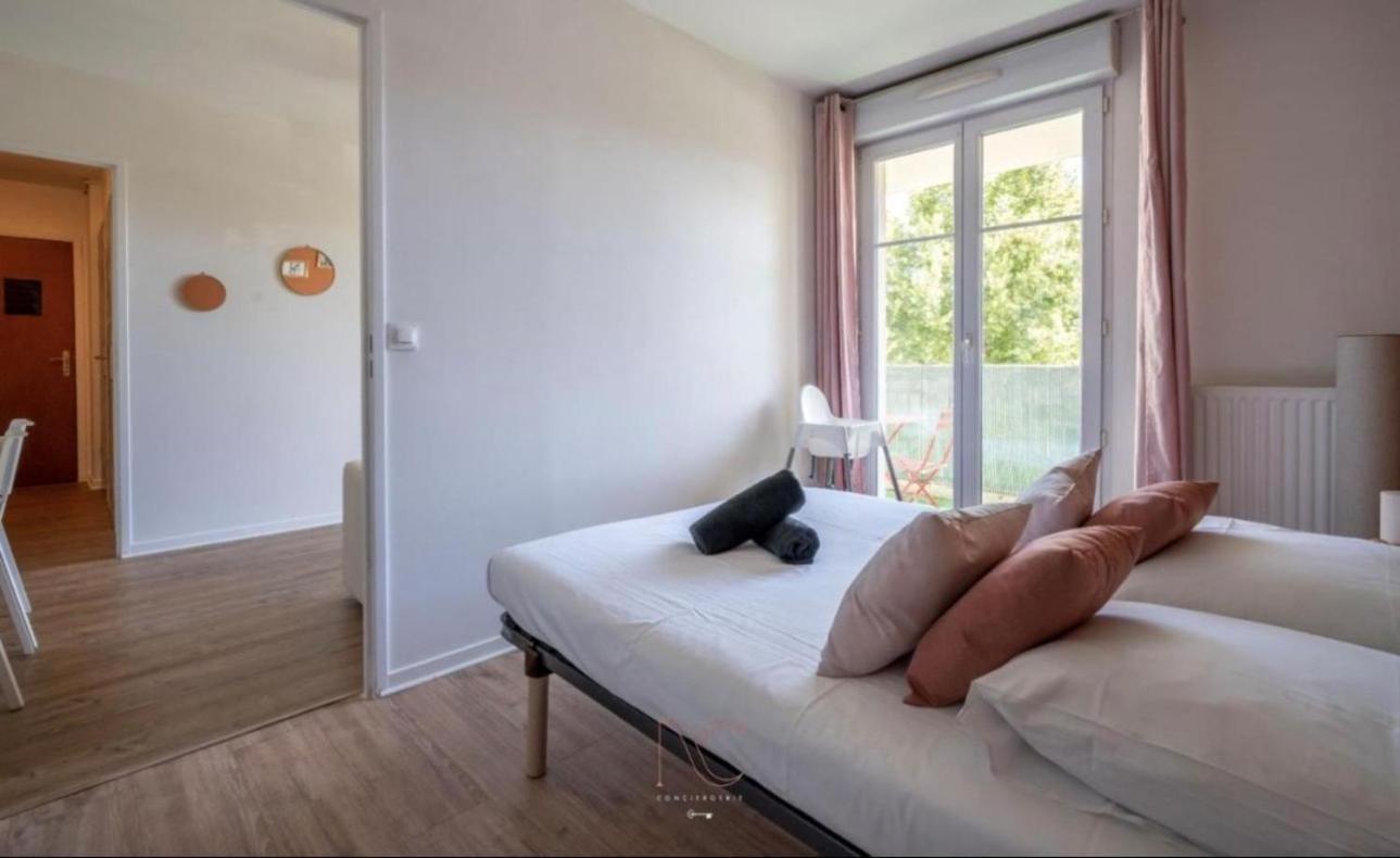 Appartement Castle - 10 Minutes De Disney Bussy-Saint-Georges Dış mekan fotoğraf